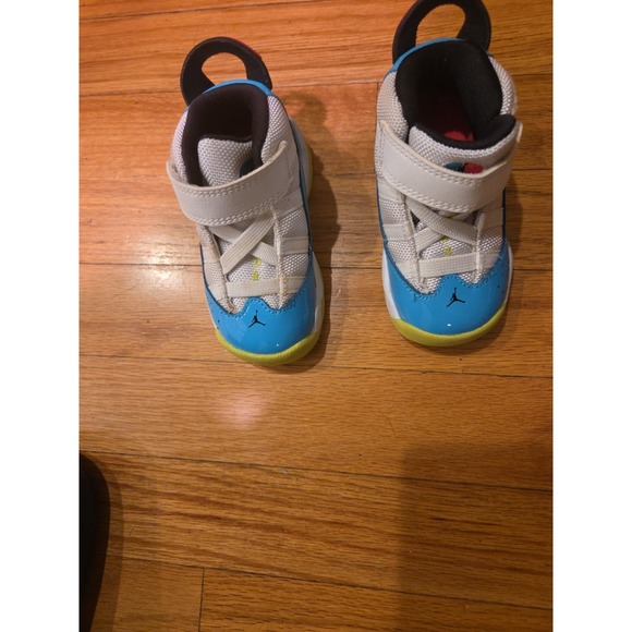Nike Jordan 6 Rings White/Light Blue Fury-Cyber TD Toddler Size 5C - Picture 12 of 15